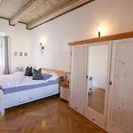 Am Markt 16, Bandusch-szemák Apartment
